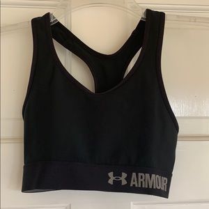❣️3 for $21❣️ Under Armour sports bra